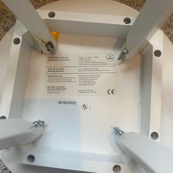 Kidcraft 18” doll table and 2 chairs set - Picture 3 of 4